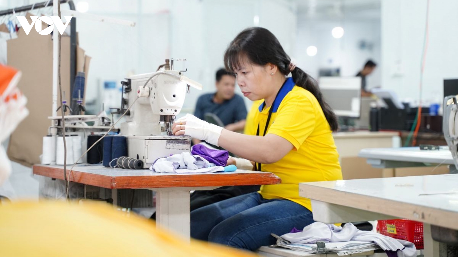 Dệt may, công nghệ cao TP.HCM tăng tốc sản xuất ngay từ mùng 8 Tết